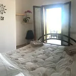 فندق مبيت وإفطار Tancau *